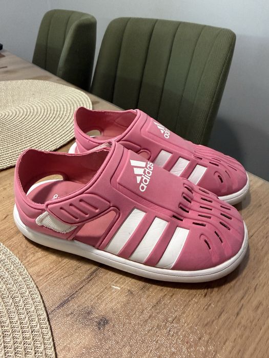 Сандалі Adidas, 34р.