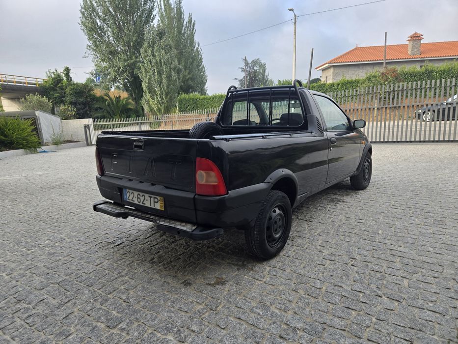 Fiat Strada, 1.9 Diesel, caixa aberta