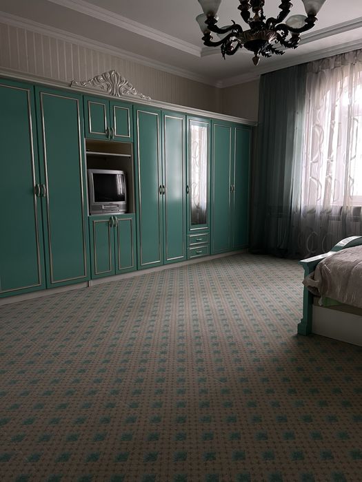 Продається будинок, район ресторану "Фаберже"