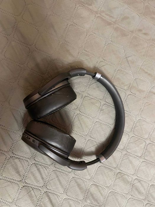 Безпровідні навушники Sennheiser HD 4.40BT 440