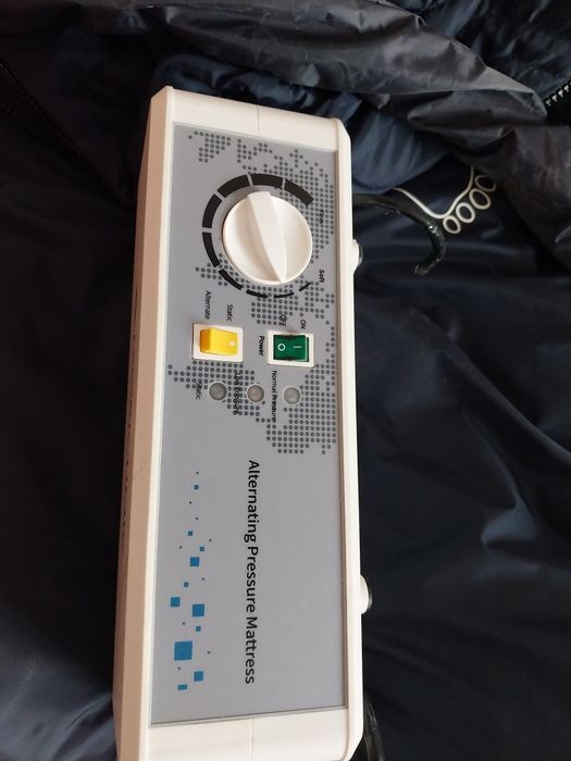 Colchão de ar com pressão alternada