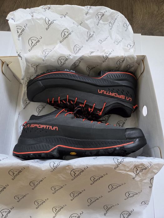 Męskie buty podejściowe La Sportiva TX4 Evo Carbon/Cherry Tomato rozmiar 42