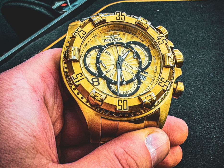 Invicta Excursion позолота швейцария