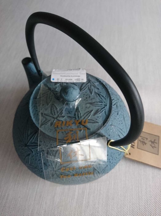 Rikyu Japoński czajnik żeliwny na prezent NOWY! z metką retro dzbanek