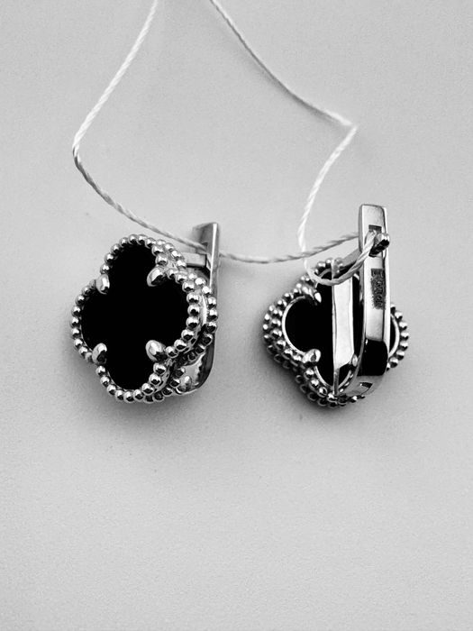 Сережки в білому  в стилі Van Cleef/Ван Кліф