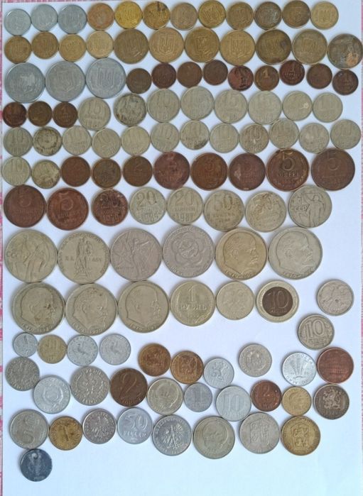 Продам колекцію монет та купюр  різних років
