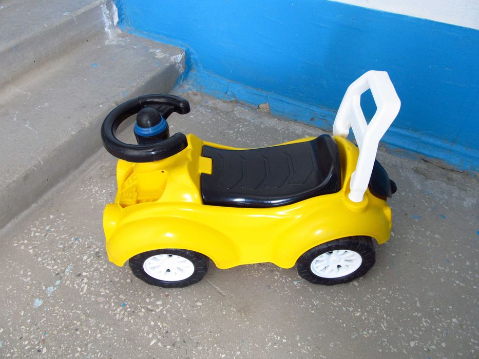 Машинка каталка детская, толокар