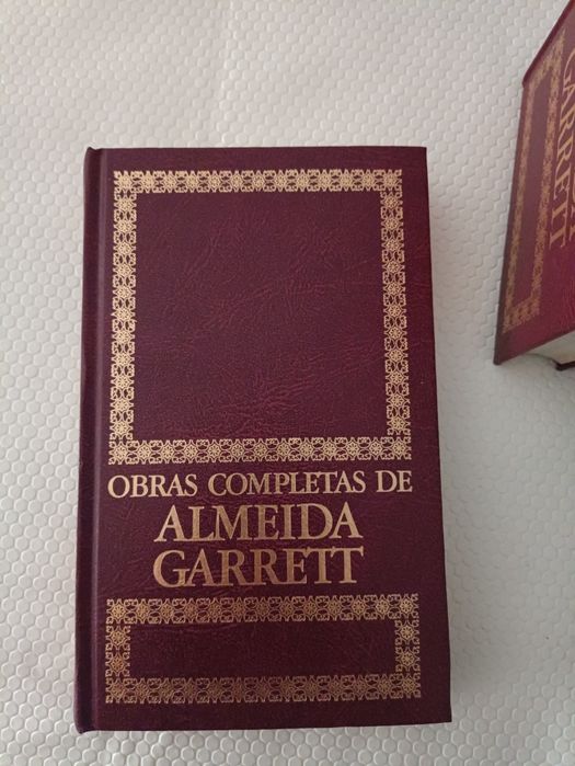 Coleção Almeida Garrett