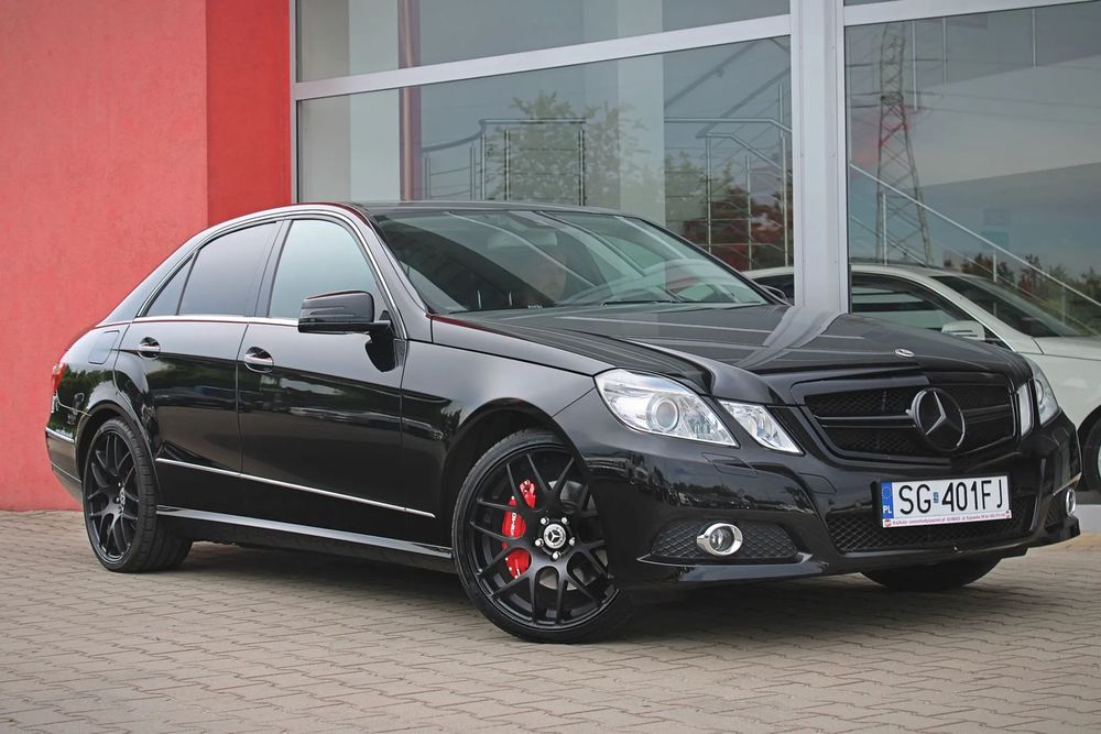 Mercedes-Benz Klasa E 4Matic, Avantgarde, 4.5 B, Keyless, Japonia, Faktura 23%