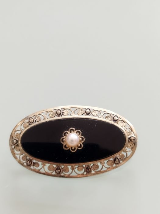 Lindo broche antigo em prata