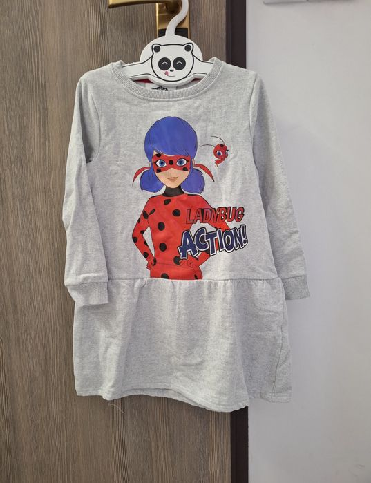 Miraculum sukienka dresowa r. 122