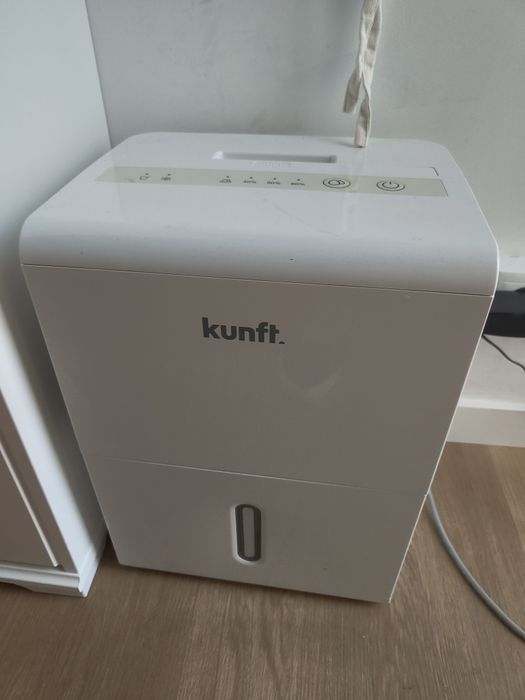 Desumidificador Kunft 10L / 24h – Compacto e Totalmente Funcional
