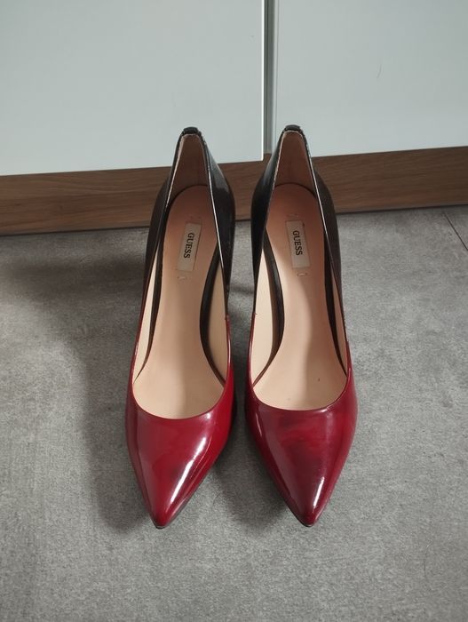 Szpilki damskie Guess ombre