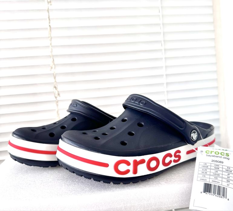 Crocs Крокс нові 37 М6 W8