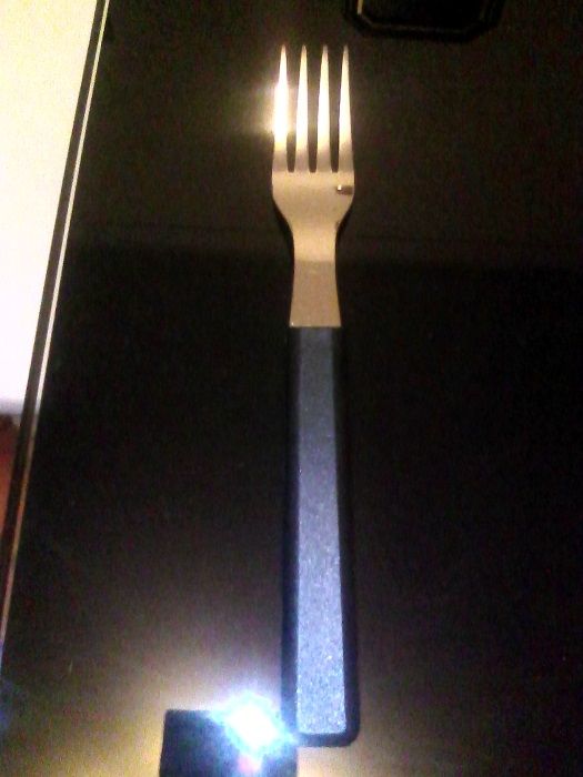 Talheres de mesa64584349446145120