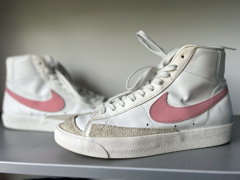Nike Blazer Mid 77 (GS) у біло-рожевому кольорі