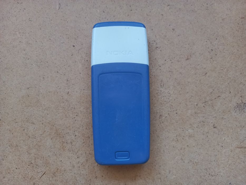Телефон Nokia 1110