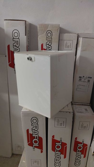 Urna wyborcza/weselna/skarbonka/skrytka/pojemnik