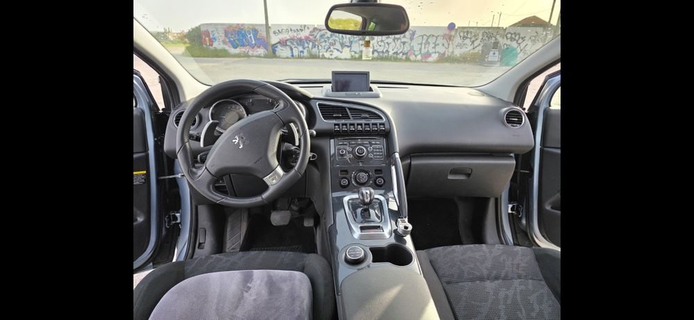 Peugeot 3008 2012 4Hybrid