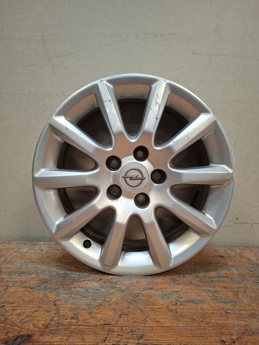 Jante frente esquerda OPEL Astra H Caravan Van (L70)