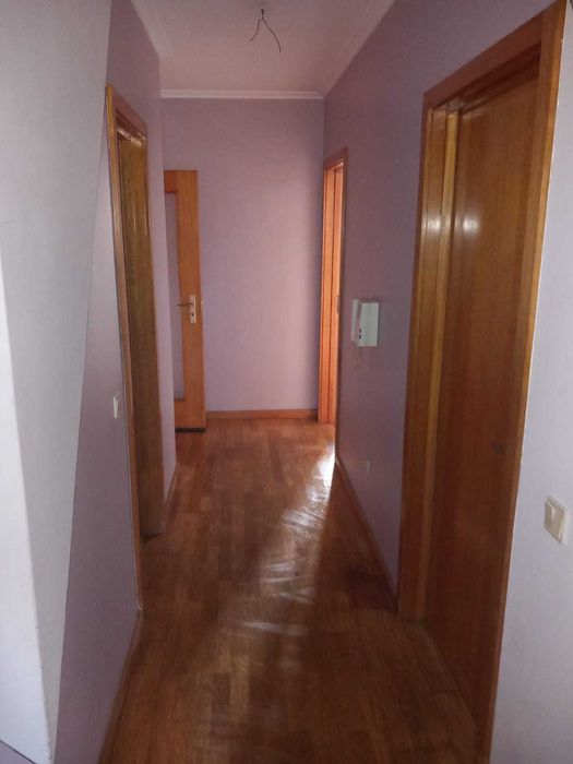 Arrendamento de apartamento T2+1 em Valadares
