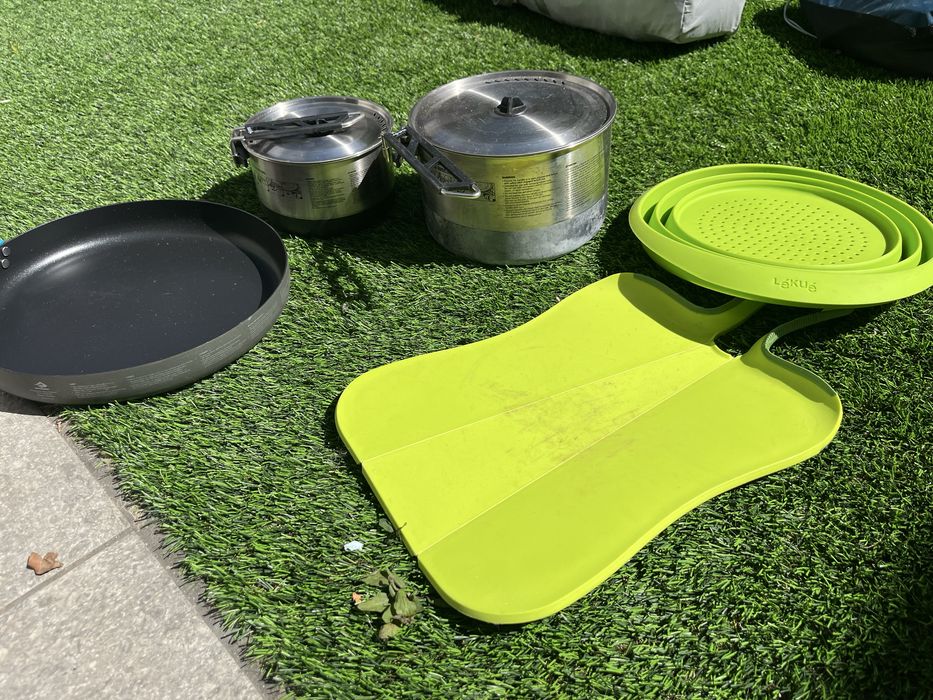 Kit Completo de Camping / Cozinha Outdoor – Vários Itens (Conjunto)