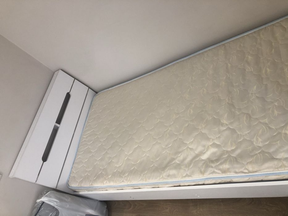 Продам комплект меблів у дитячу / кімнату підлітка