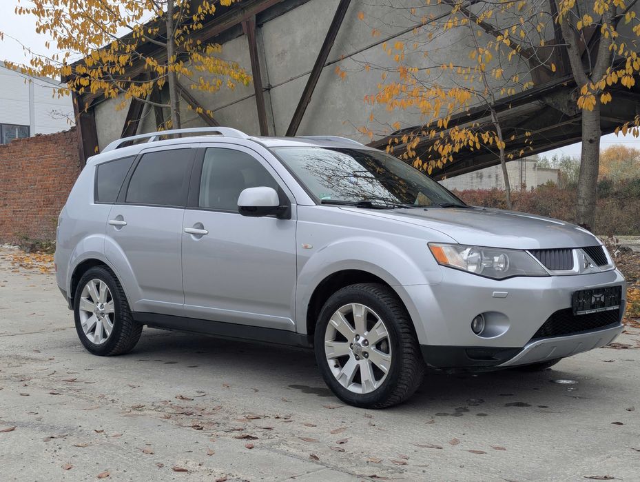 Міцубісі Аутлендер 2.2 дизель Mitsubishi Outlander 2.2 DI на ЗСУ