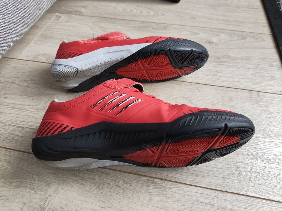 Buty do piłki nożnej Halówki Kipsta r.33
