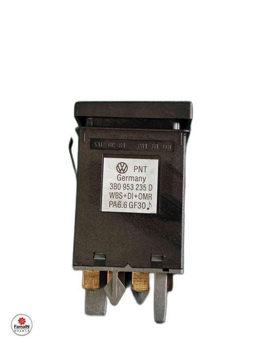 Botão / Interruptor 4 Piscas VW PASSAT B5.5