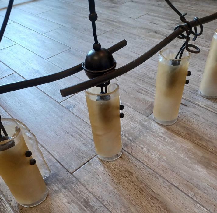 Candeeiro de cinco lâmpadas