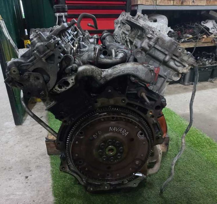 Двигун Nissan Navara D40 3.0 dCi V9X в зборі з навісним обладнанням