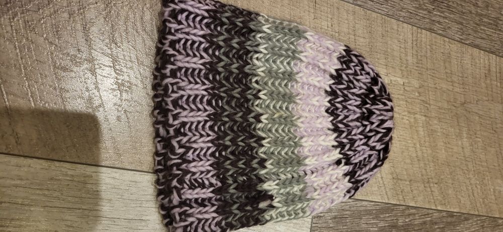 Czapka fioletowa nowa