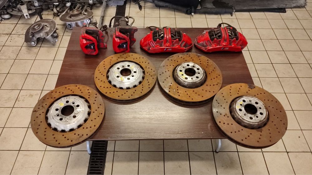 ходова частина БМВ М8 (bmw m8) пружини кайли оригінальні з америки