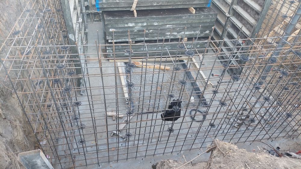 Бетонный работы, Фундамент , отмостка, площадка, любые работы.