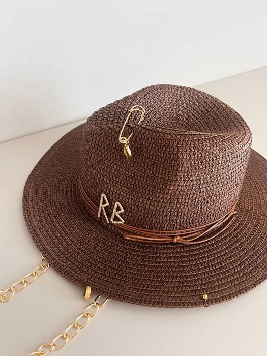 Солом'яна шляпа в стилі RB