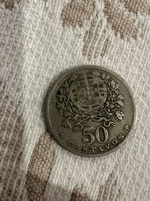 Vendo moeda de 50 centavos de 1947