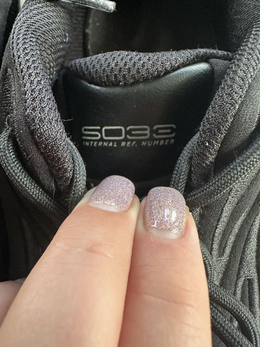 Чоловічі кросівки