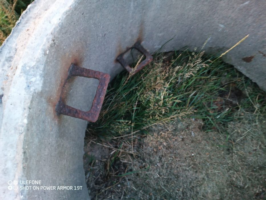 Krąg betonowy 120 x 60 z drabinką