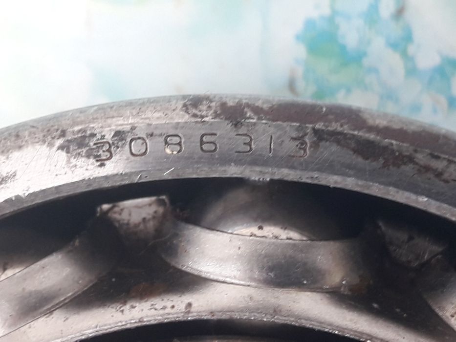 Продам підшипник 3086313 шариковий радіальний сферичний.