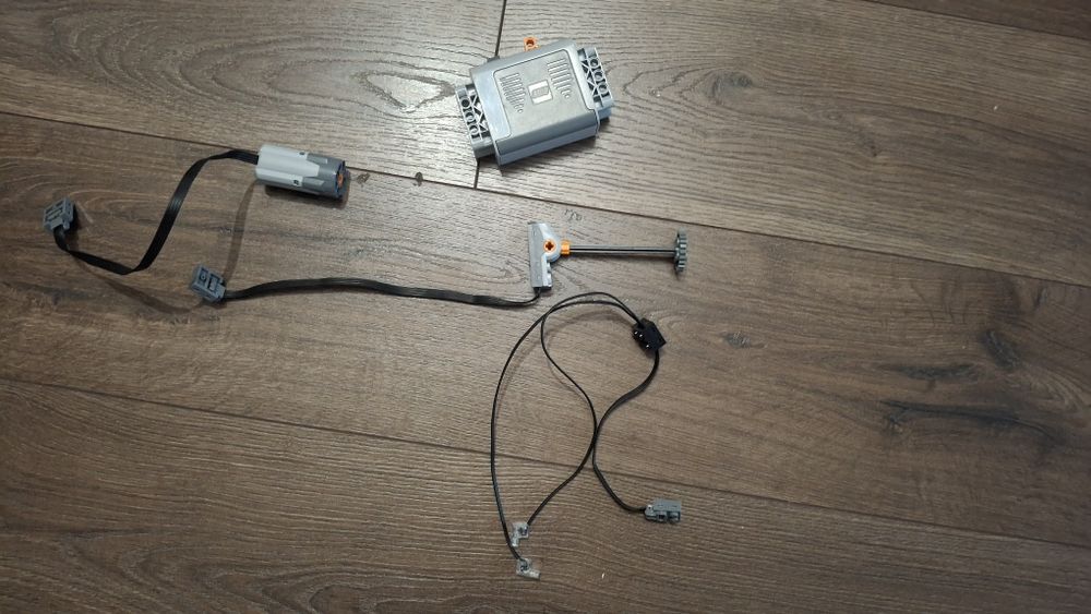 Pakiet lego mozna kupic rowniez oddzielnie  min.  lego nba 3432