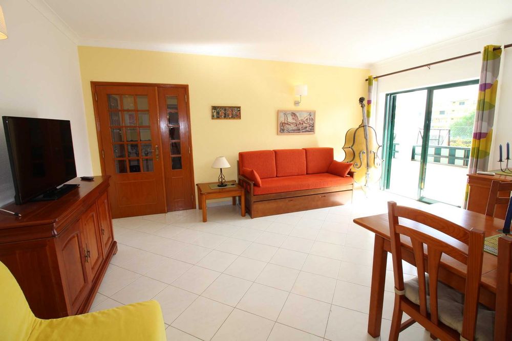 Armação de Pêra T1 com Piscina, Vila Nova 1 e Garagem