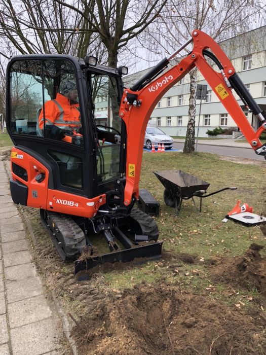 Usługi minikoparką