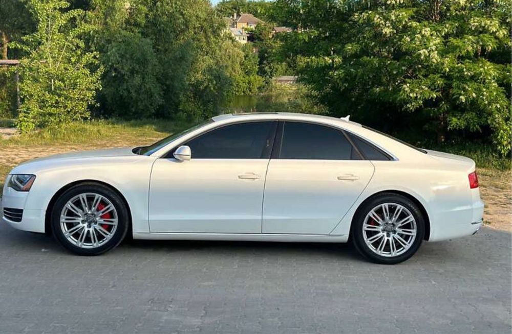 Audi A8 полностью обслужена