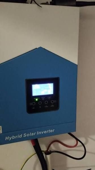 EASUN POWER 2,2KW 1 Hybrydowy Falownik Solarny 12V 230V 80A MPPT

Kont