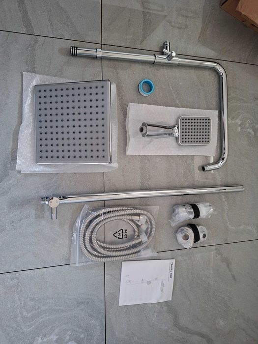Zestaw prysznicowy kolumna natryskowa bez baterii DESZCZOWNICĄ 30CM