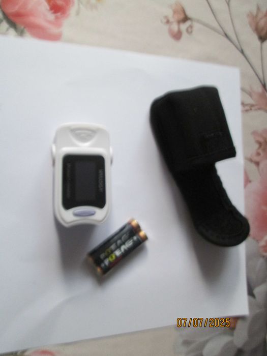 Pulsometr napalcowy model FS20A