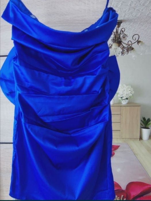 Elegancka sukienka niebieska kokarda tren wesele L