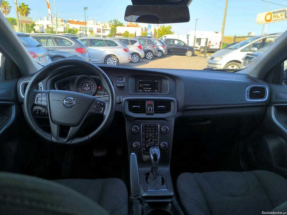 Volvo V40 D2 2.0 Kinetic Eco 120cv cx Aut - 17