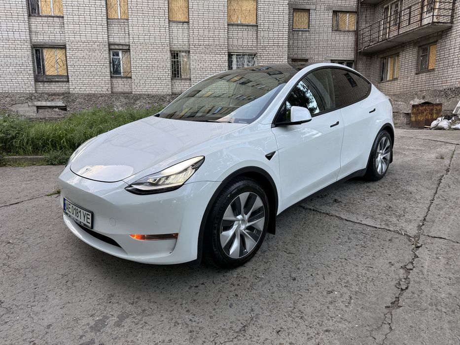 Tesla Model Y 2021